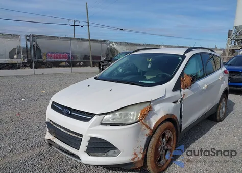 2014 Ford Escape Se z USA, uszkodzony, nr VIN 1FMCU0GX4EUB68868